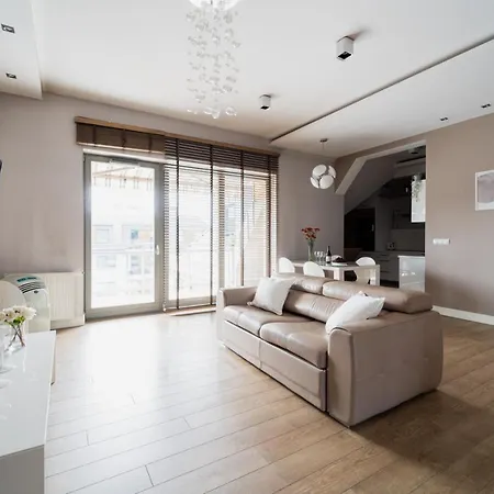 Appartement Nowy Apartament - Ulica Hallera - 6 Osob -3 Pokoje Wrocław